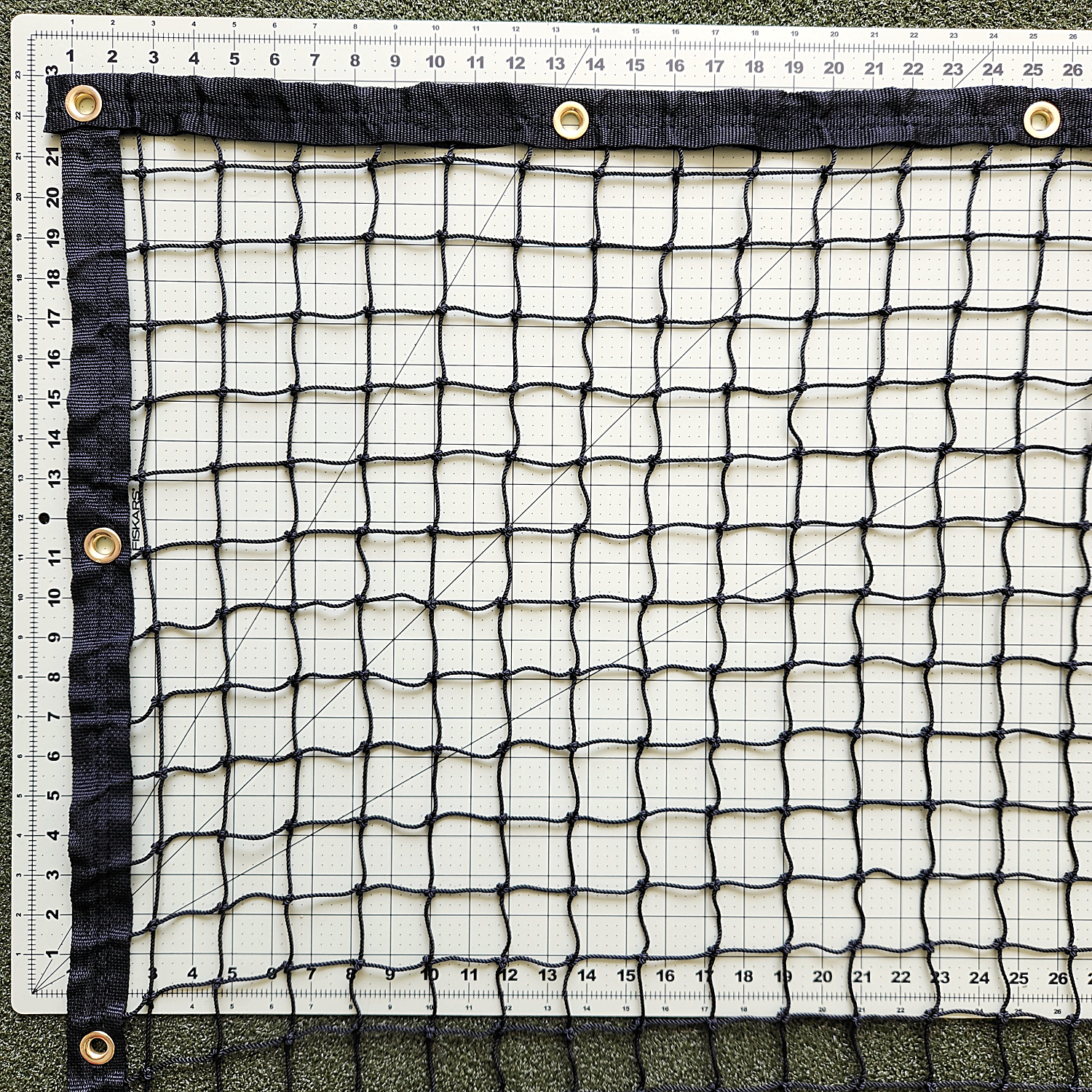 nylon netting 36 webbing grommet bordering